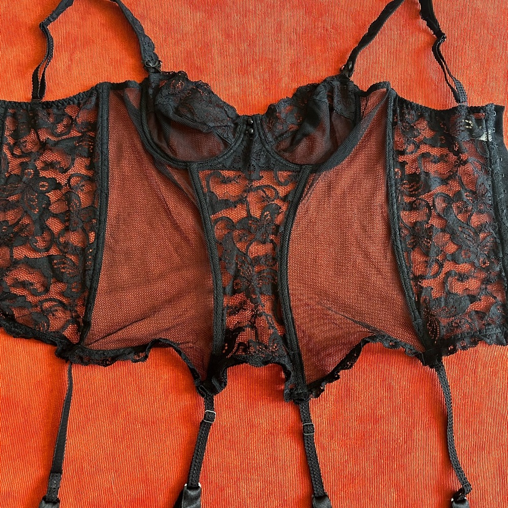 Aubade Guêpière size small 34c
